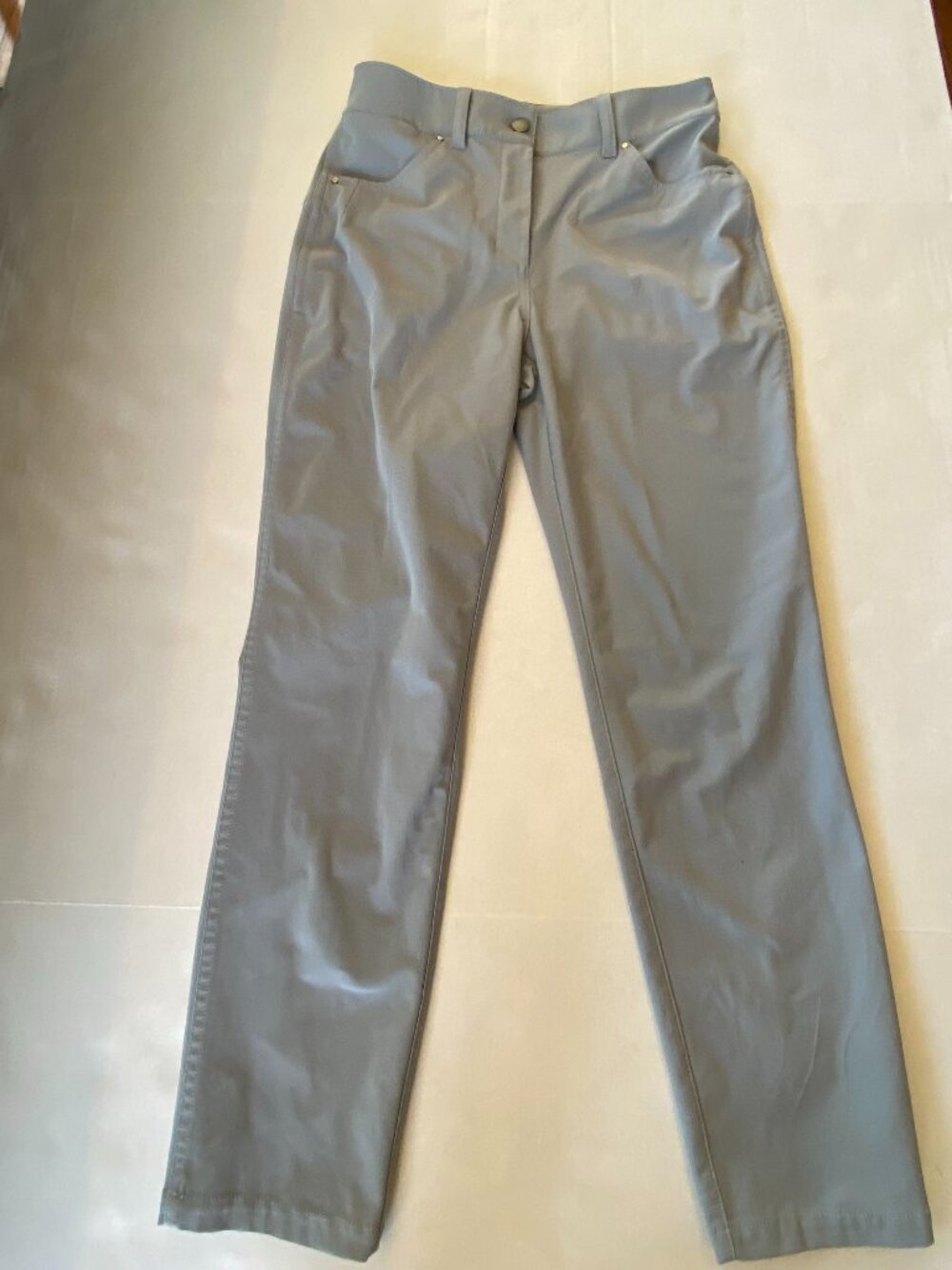 Lulu Lemon Womens gray Athleisure pants Sz 4